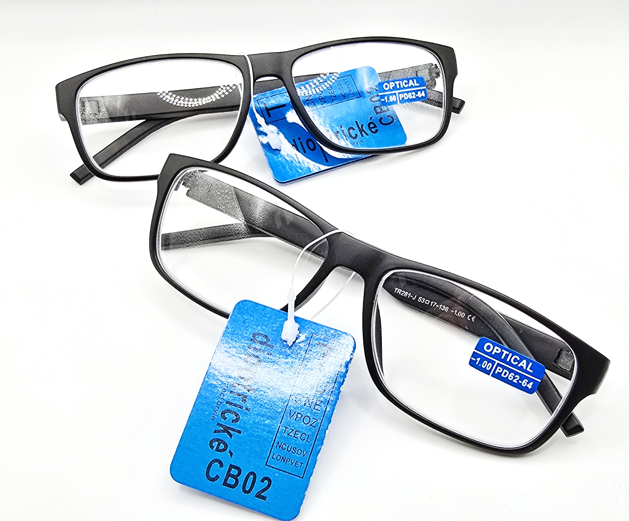 Dioptrické brýle SURGLASS DE LUXE na dálku MÍNUSOVÉ, dioptrie -2,5 černé plastové rámečky