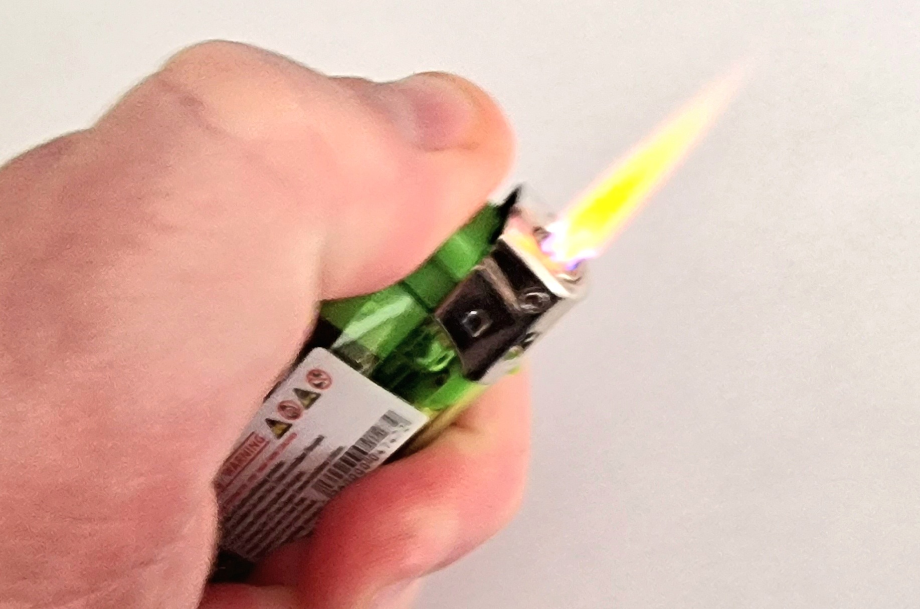 Zapalovač QiiM Turbo 472 transparent, plnící, 1ks