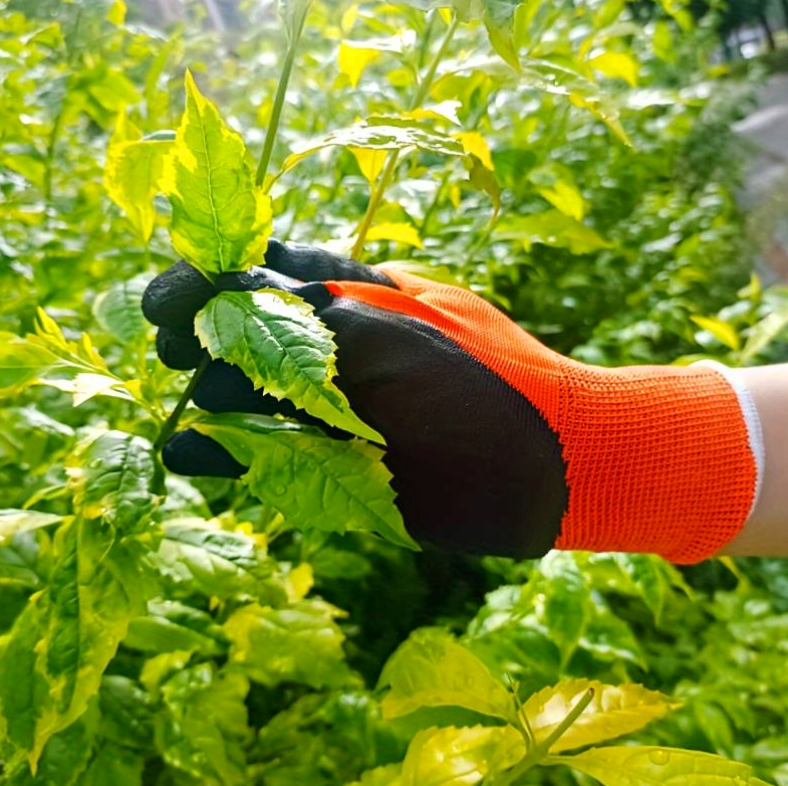 Pracovní ochranné rukavice Nakida R2001, latex, červeno-černé, vel. 9 (L)